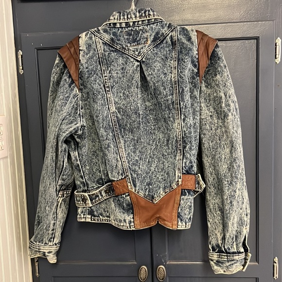 80’s Vintage Denim Jacket with leather accents size small - Picture 6 of 15